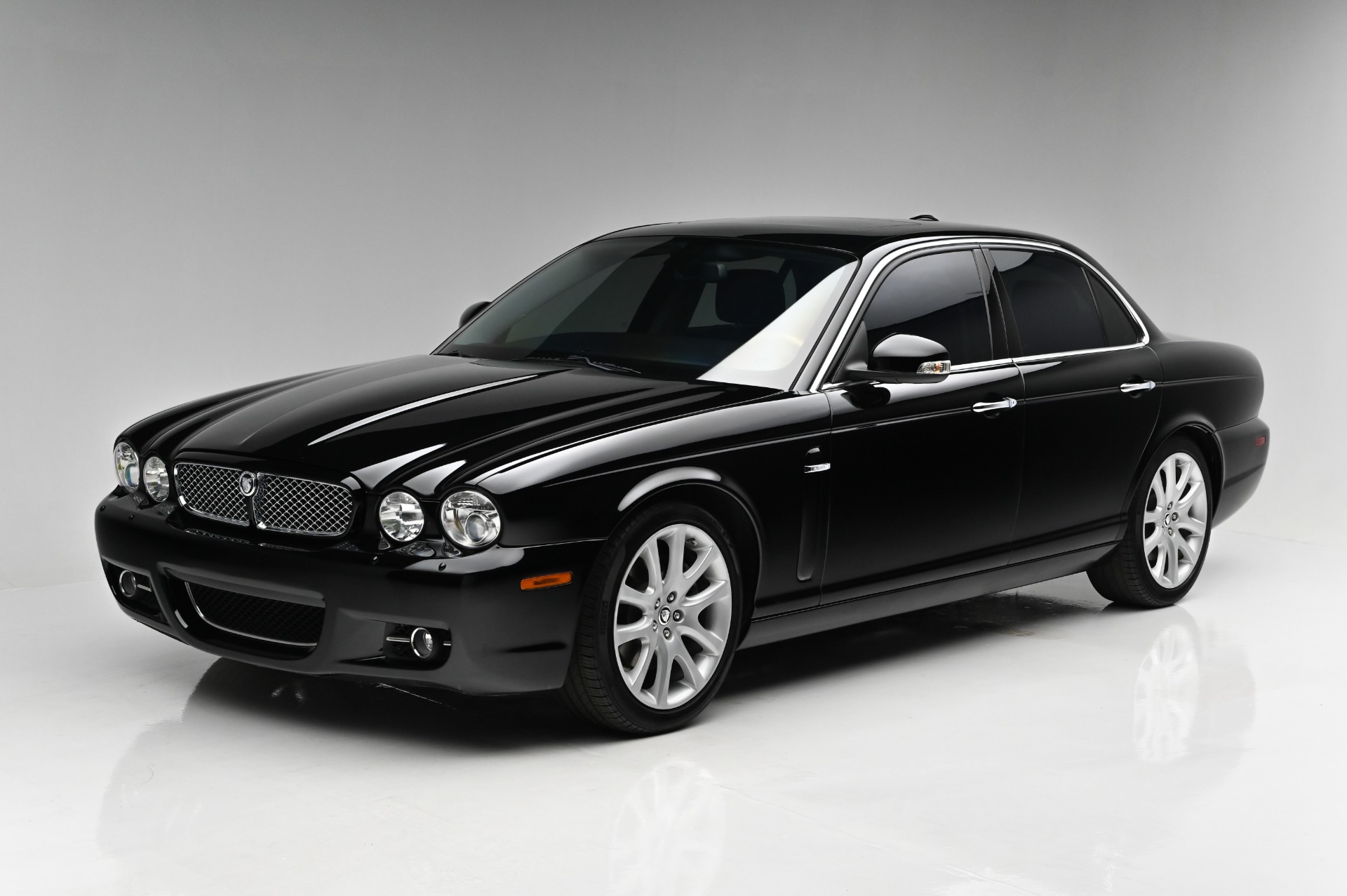 Used 2008 Jaguar Xj Xj8 Xj8 For Sale 22 995 Private Collection Motors Inc Stock B6249