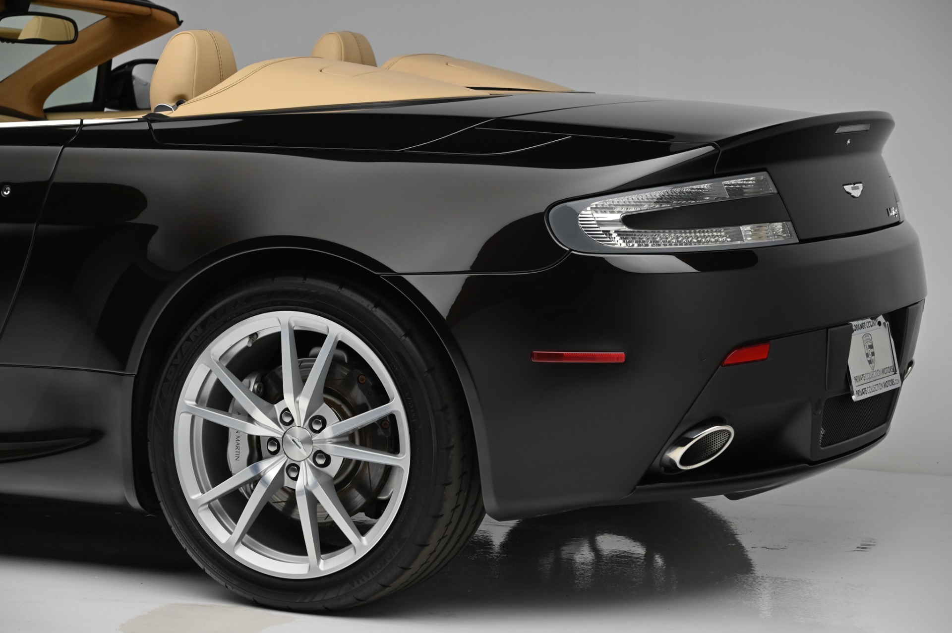 Used 2014 Aston Martin V8 Vantage Roadster For Sale (Sold 
