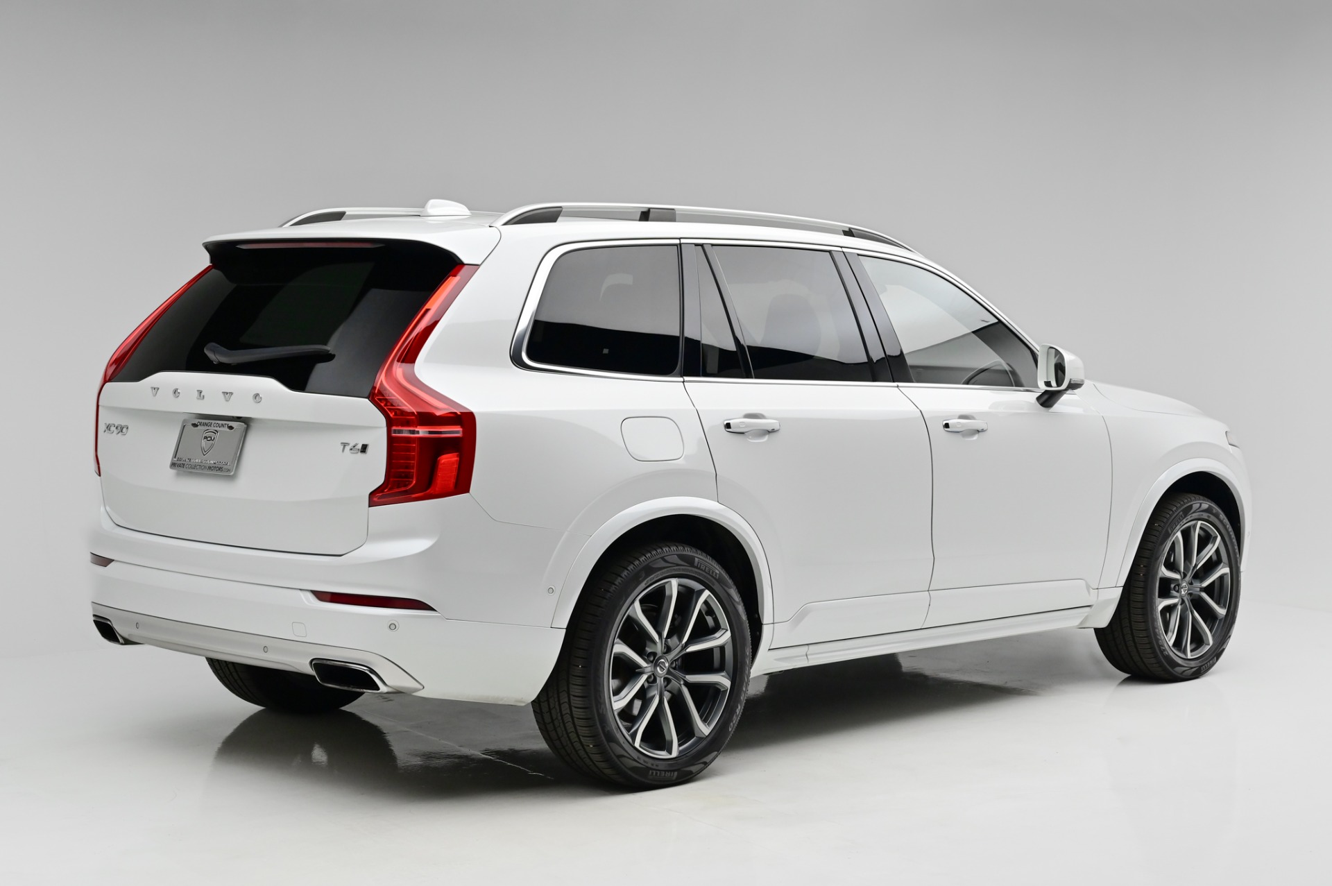 Used 2017 Volvo XC90 T6 Momentum Momentum For Sale (Sold)