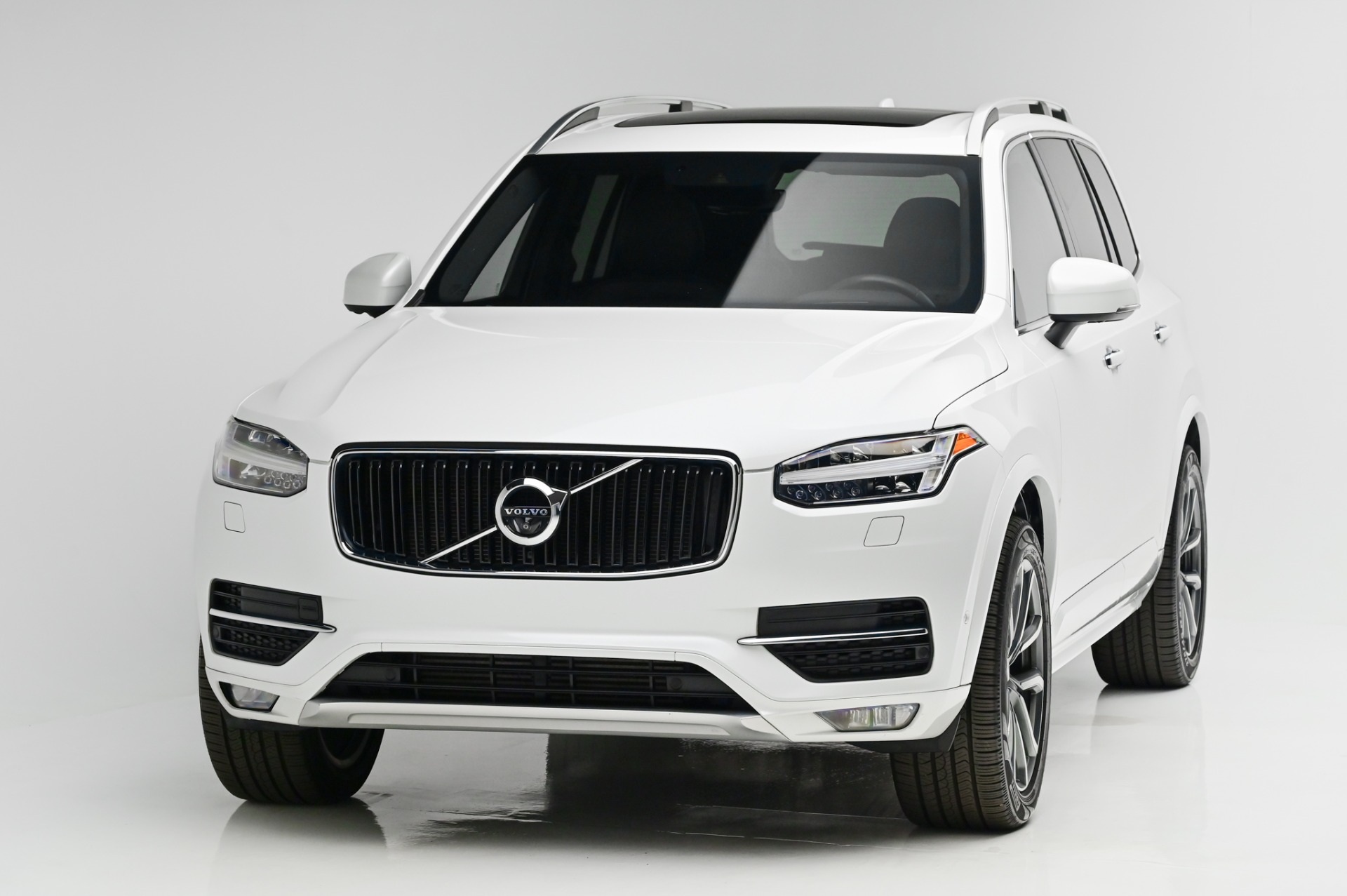 Used 2017 Volvo XC90 T6 Momentum Momentum For Sale (Sold)